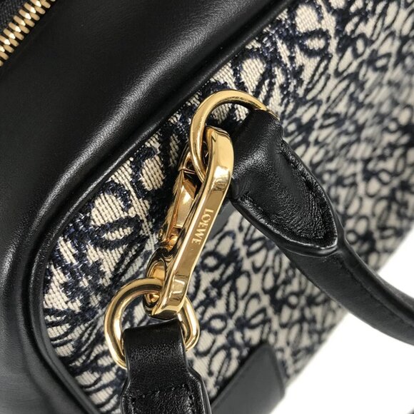 LOEWE Anagrams Amazona 19 Hand bag - Picture 10 of 15